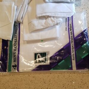 Nwt 4pk of Handkerchiefs and 11 additional